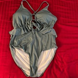 One peice ruffle 2XL swimsuit